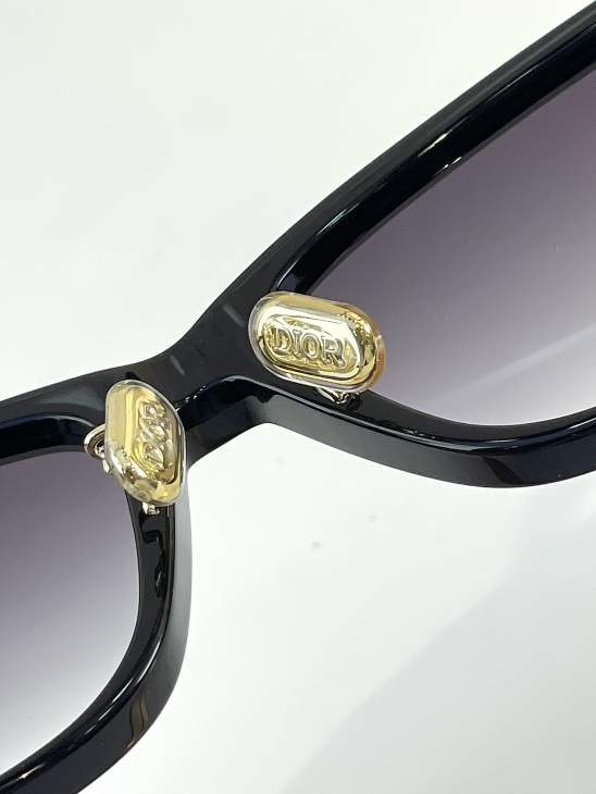 Picture of Dior Sunglasses _SKUfw76161309fw